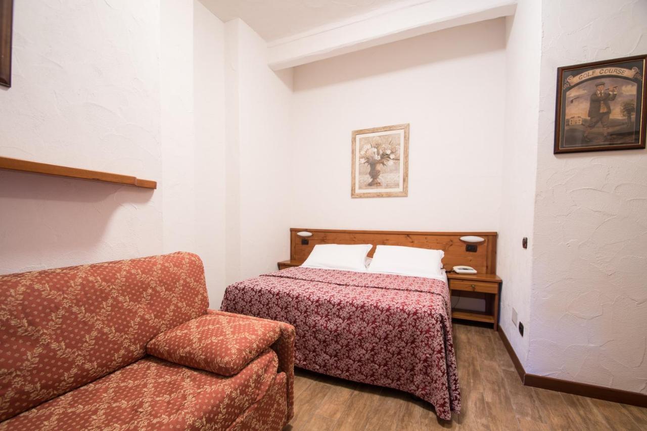 Limone Palace Aparthotel Limone Piemonte Exterior foto